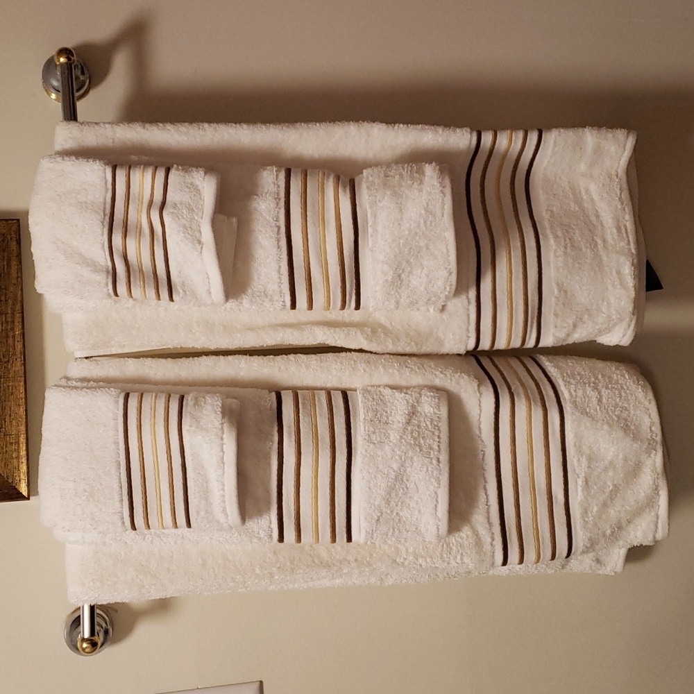 Ralph Lauren Greenwich Camel white embroidered stripe bath towel set NWT